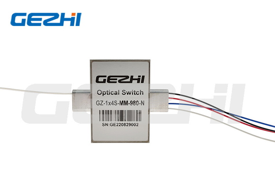 acheter 1x4T fibre des commutateurs optiques S105/125um pour la commutation de la Manche du laser/du matériel médical online manufacture