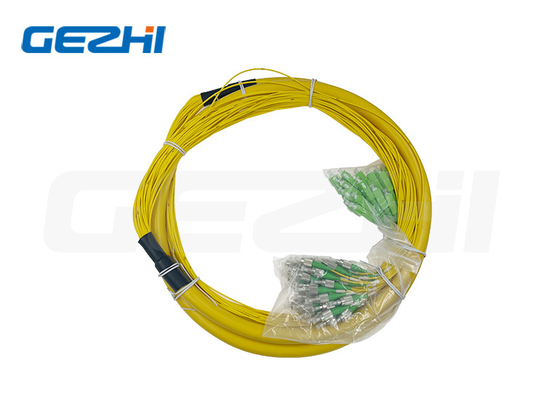 Le câble à fibre optique FC/APC de mode unique 48 est de 2,00 mm+0,7 M à 2,00 mm+0,7 M