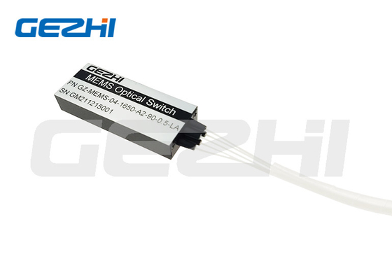 Commutateur optique MEMS à fibre 1x4 Module de commutateur de système électro-mécanique micro avec connecteur SC/UPC