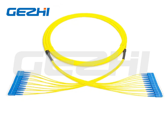 Cordon de patch en fibre optique SMA-905XX durable pour la communication à longue distance