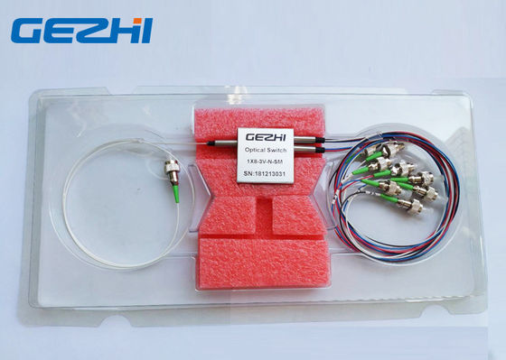 Petit 1x8 mécanique opto a verrouillé les commutateurs optiques de fibre